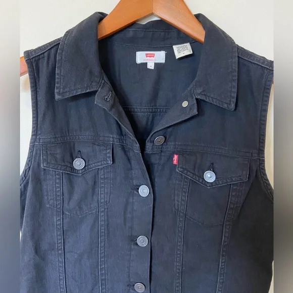LEVI'S “Aubrey” Black Denim Sleeveless Button Front Short Dress Women’s Size M - Picture 4 of 12
